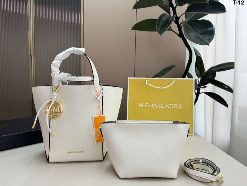 MICHAEL KORS/マイケルコース MK 2026 新 - Women Bags Mk のレビューと価格