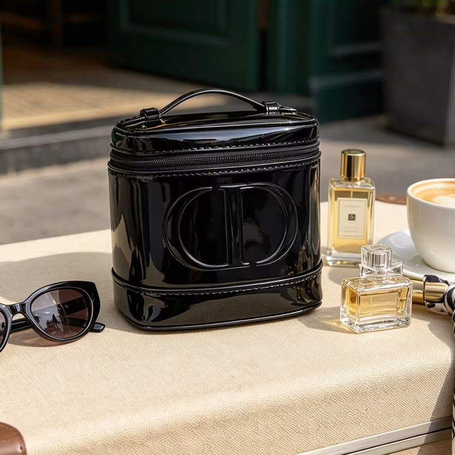 ディオールのバッグ ブラックメッシュ レディースバッグ ポー - Women Bags In Amazon のレビューと価格
