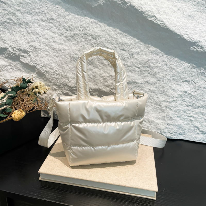 女性バッグ女性ふくらんでいる軽量ハンドバッグ大容量キルティン - Women Bags In Sale のレビューと価格